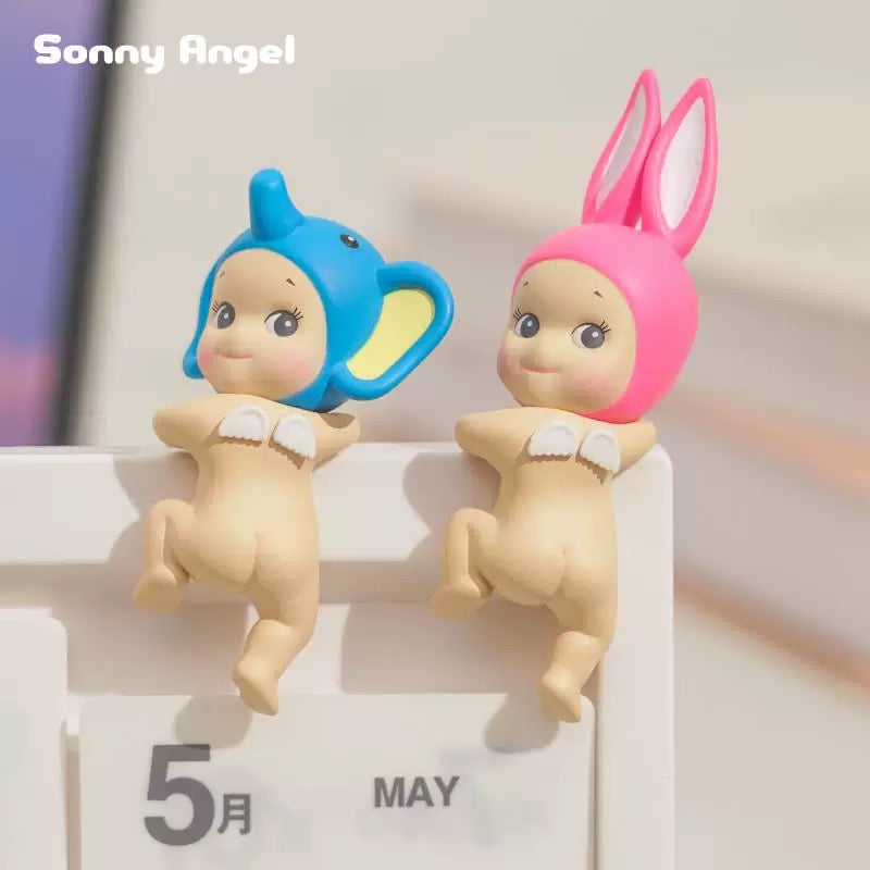 Sonny Angel Hippers Looking Back Series Figure