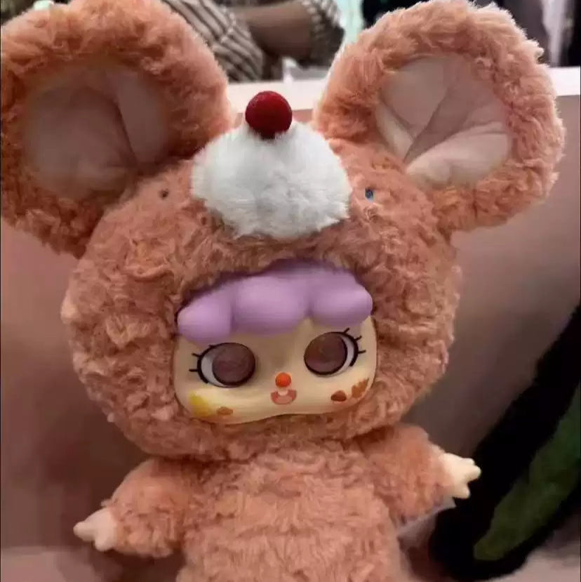 MIGO 400% Give Yourself A Hug Plush Series Blind Box